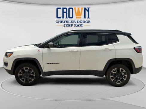 Used 2018 Jeep Compass Trailhawk AWD/4WD image 6