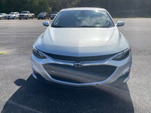 Used 2021 Chevrolet Malibu RS image 2