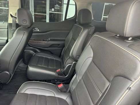 Used 2022 GMC Acadia Denali w/ Black Diamond Edition AWD/4WD image 23