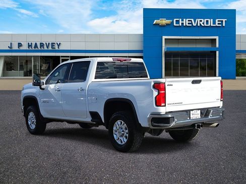 Used 2024 Chevrolet Silverado 2500 LTZ w/ LTZ Premium Package image 6