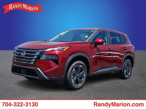 Used 2025 Nissan Rogue SV AWD/4WD image 1