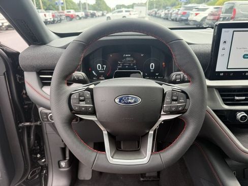 New 2026 Ford Explorer ST-Line w/ ST-Line Street Pack AWD/4WD image 15