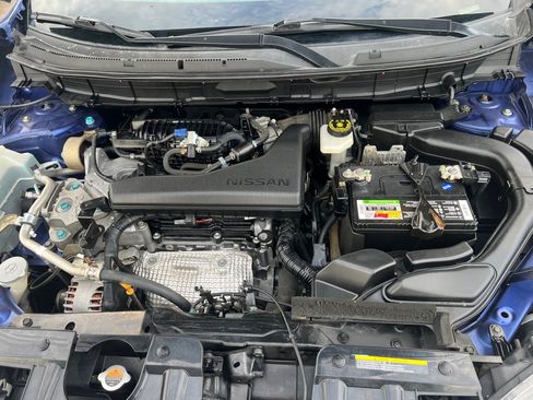 Used 2019 Nissan Rogue SV FWD image 21