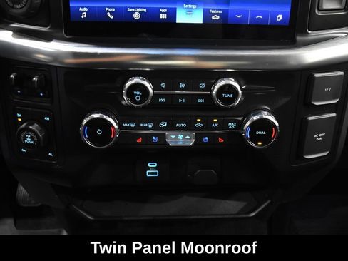Used 2022 Ford F150 Lariat AWD/4WD image 24