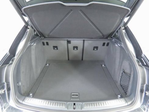 Used 2025 Porsche Macan S AWD/4WD image 29