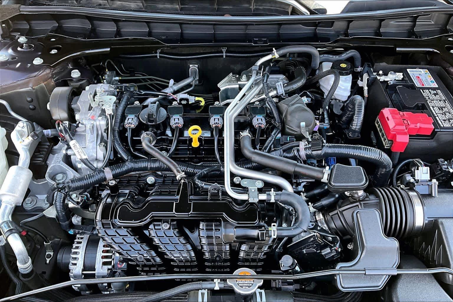 Used 2025 Nissan Altima 2.5 SV FWD image 31