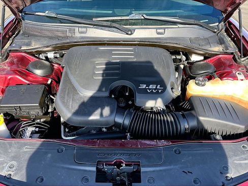 Used 2020 Dodge Charger GT w/ Blacktop Package image 10