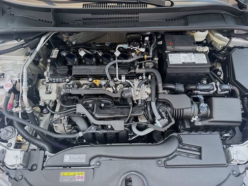 Used 2024 Toyota Corolla LE FWD image 31