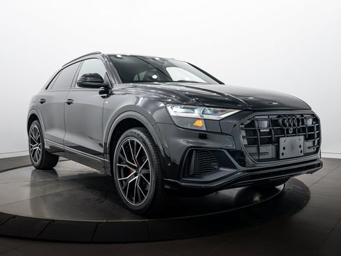 Certified 2022 Audi Q8 Premium Plus AWD/4WD image 2