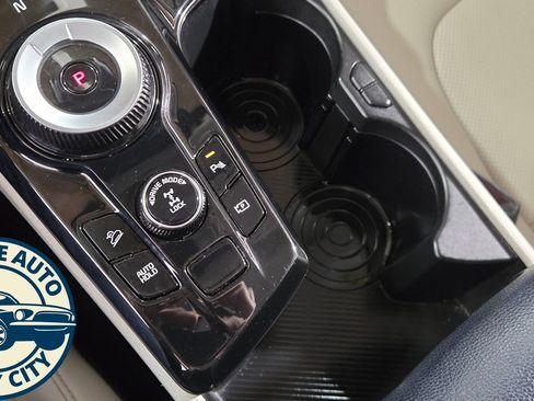 Used 2023 Kia Sportage EX image 16