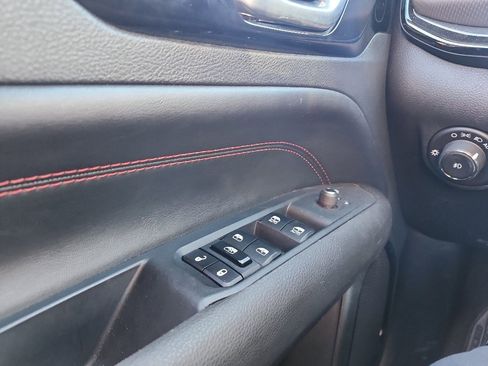 Used 2024 Jeep Compass Trailhawk image 26