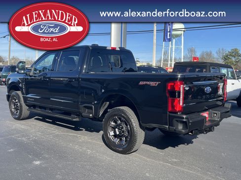 Used 2024 Ford F250 Lariat w/ Lariat Ultimate Package image 2