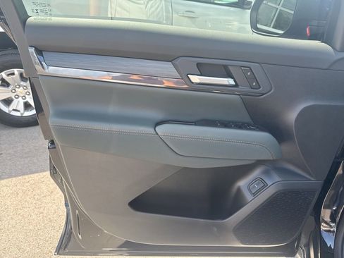 New 2026 GMC Terrain AT4 image 13