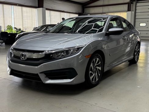 Used 2016 Honda Civic EX image 5