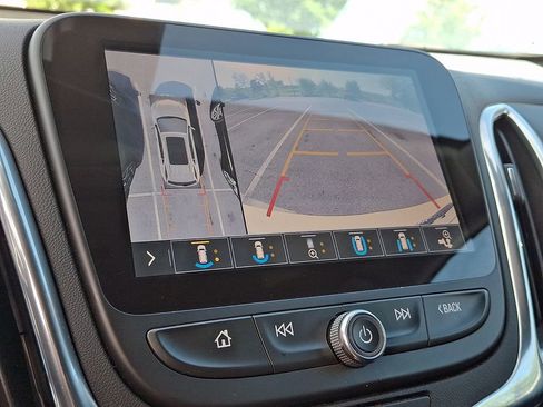 Used 2020 Chevrolet Equinox Premier AWD/4WD image 4