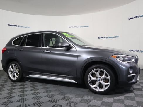 Used 2018 BMW X1 xDrive28i AWD/4WD image 4