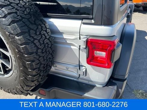 Used 2024 Jeep Wrangler Unlimited Rubicon AWD/4WD image 7