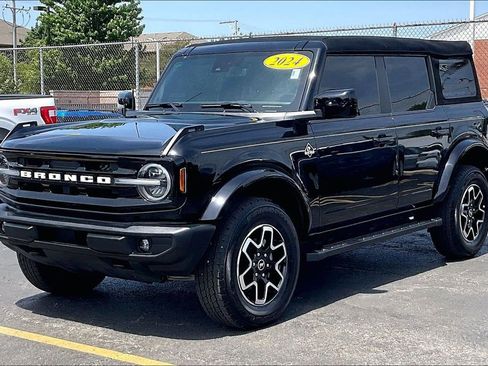 Used 2024 Ford Bronco Outer Banks AWD/4WD image 11