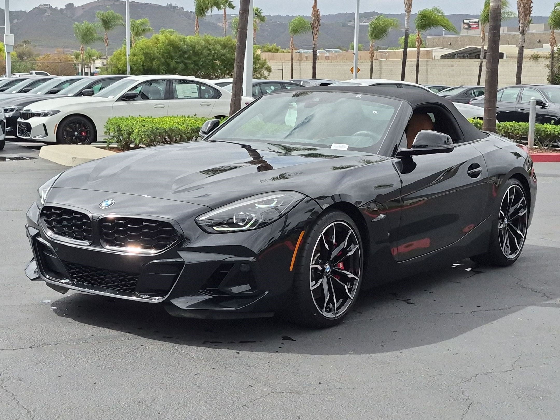 Used 2026 BMW Z4 M40i w/ Premium Package RWD image 5