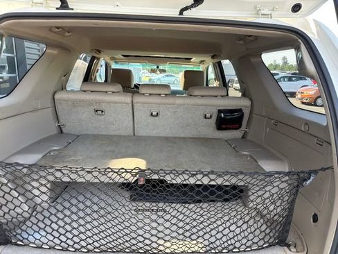 Used 2006 Toyota 4Runner SR5 AWD/4WD image 12