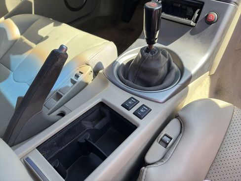 Used 2004 INFINITI G35 Coupe w/ Premium Pkg RWD image 17