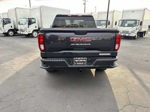 New 2026 GMC Sierra 1500 Elevation image 6