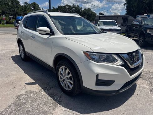 Used 2020 Nissan Rogue SV AWD/4WD image 3