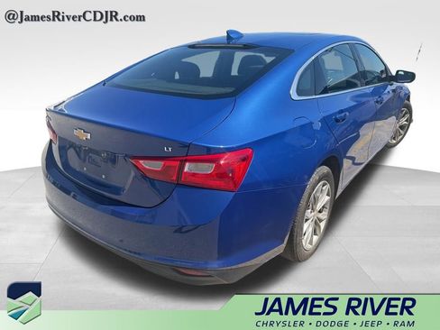 Used 2023 Chevrolet Malibu LT image 4