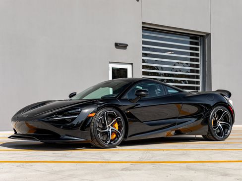 Used 2024 McLaren 750S image 6