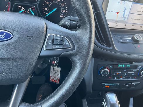 Used 2018 Ford Escape SEL image 7