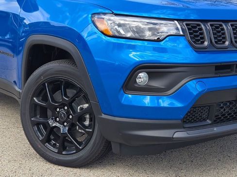 New 2026 Jeep Compass Latitude image 3