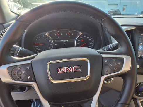 Used 2023 GMC Terrain SLT w/ Tech Package image 31