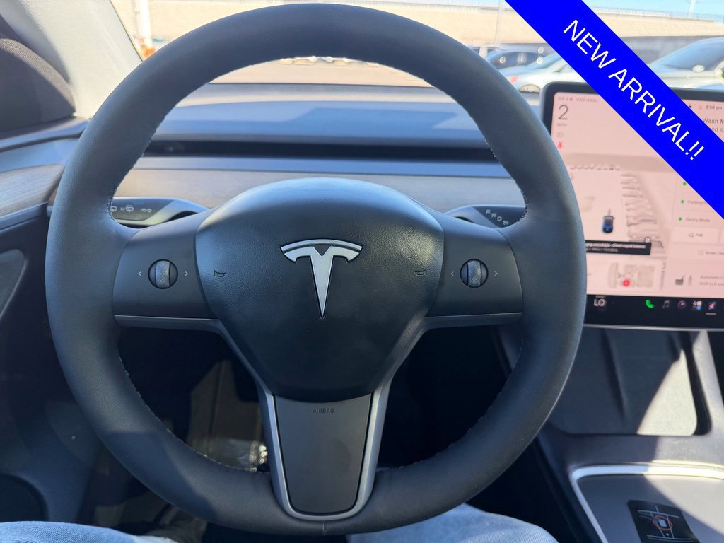 Used 2023 Tesla Model Y Long Range AWD/4WD image 16
