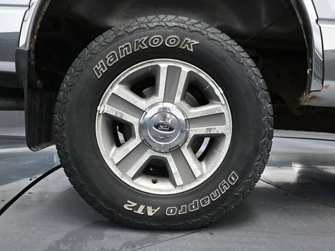Used 2005 Ford F150 XLT AWD/4WD image 13