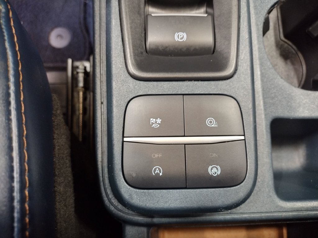 Used 2022 Ford Maverick Lariat w/ Lariat Luxury Package AWD/4WD image 33