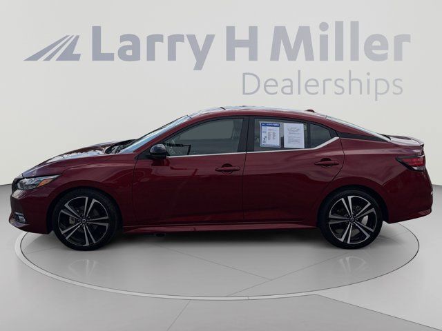Used 2022 Nissan Sentra SR w/ Electronics Package FWD image 2