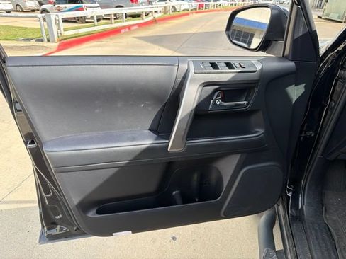 Used 2024 Toyota 4Runner SR5 Premium w/ Moonroof Package AWD/4WD image 11