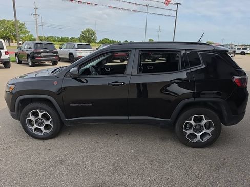 Used 2022 Jeep Compass Trailhawk AWD/4WD image 6