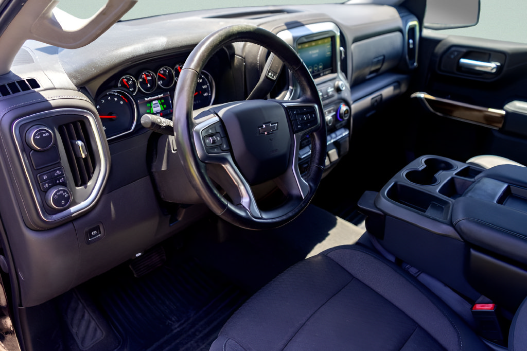 Used 2020 Chevrolet Silverado 1500 RST w/ All-Star Edition RWD image 9