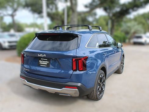 Used 2024 Kia Sorento SX FWD image 7