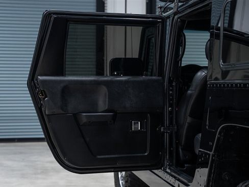 Used 2006 HUMMER H1 4-Door Wagon AWD/4WD image 30