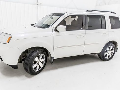 Used 2014 Honda Pilot Touring image 13