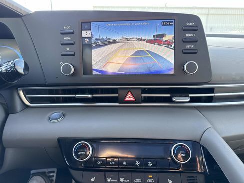 New 2026 Hyundai Elantra SEL Sport Premium image 5