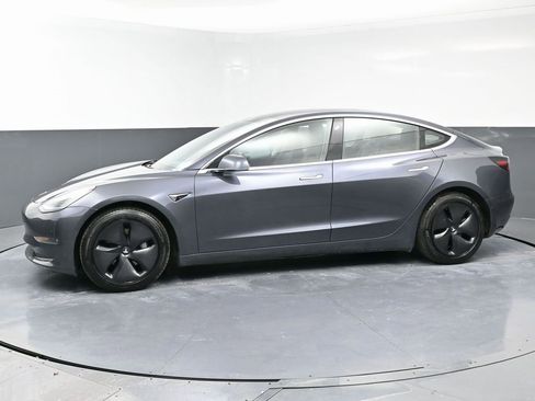 Used 2018 Tesla Model 3 Long Range image 5