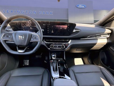 Used 2025 Buick Envista Sport Touring w/ Convenience I Package image 7