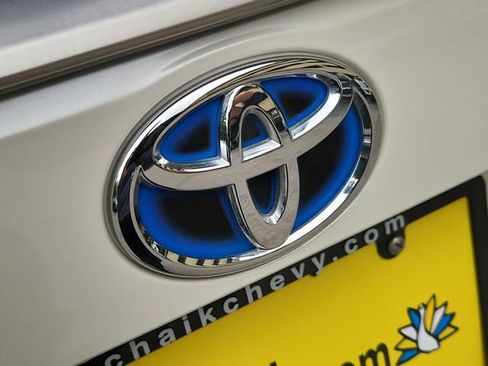 Used 2021 Toyota RAV4 XSE w/ Premium Package image 30