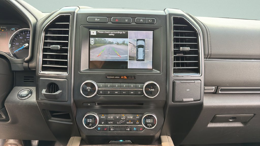 Used 2018 Ford Expedition Limited w/ Equipment Group 302A RWD image 21