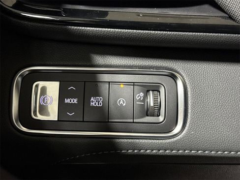 New 2026 Buick Enclave Sport Touring image 18