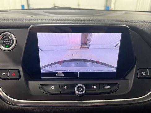 Used 2021 Chevrolet Blazer LT FWD image 15