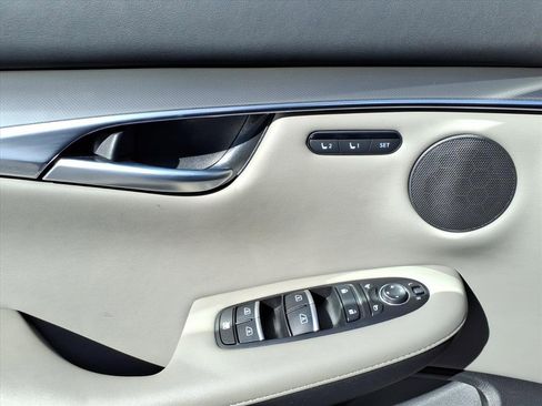 Used 2025 INFINITI QX50 Luxe image 6